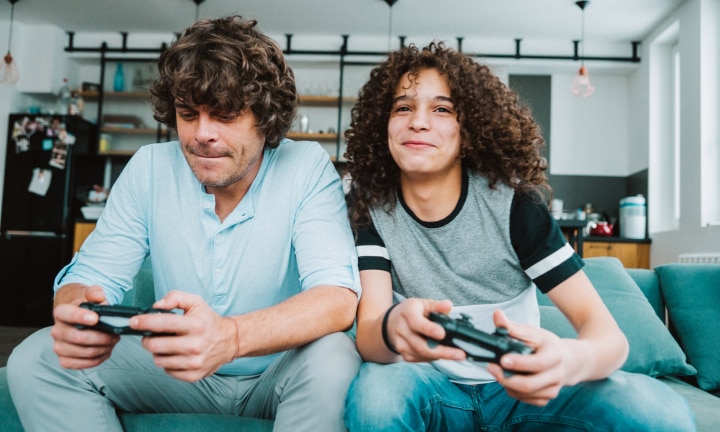 Video games and screen addiction - Mayo Clinic Health System