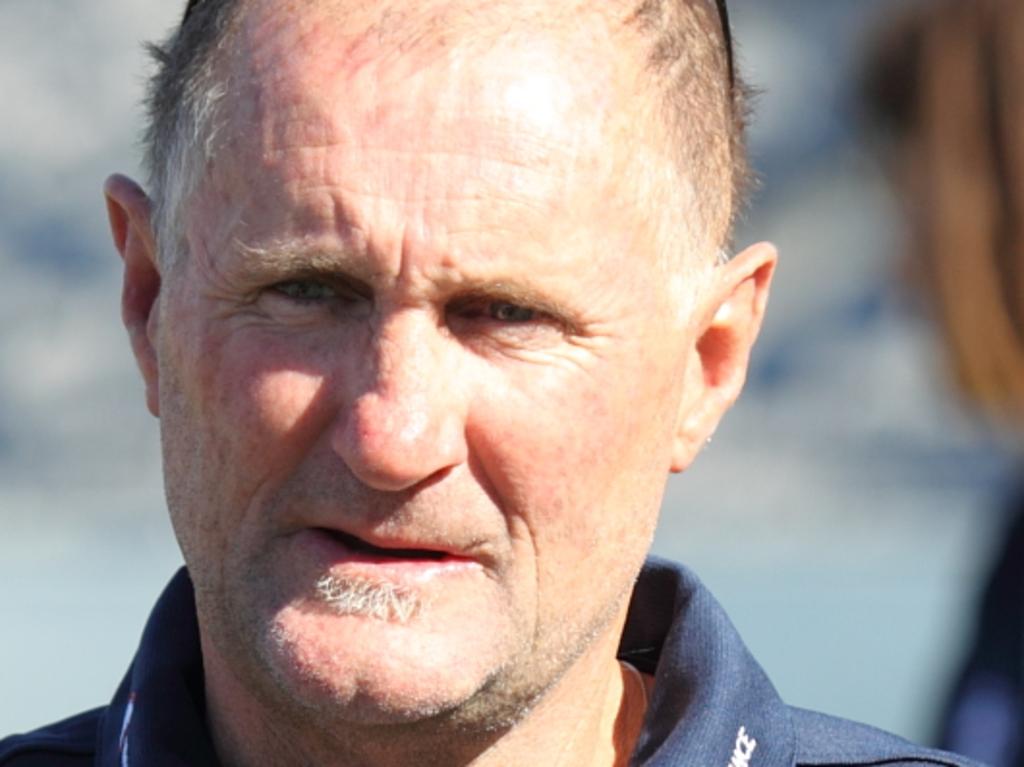 Geelong Falcons Michael Turner to step down as talent manager