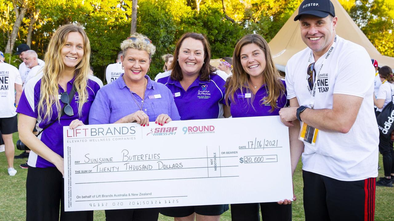 Sunshine Butterflies team members Ali Kelly McCudden, Leanne Walsh, Heather Anderson and Lucy Mills with Chris Caldwell of Lift Brands.