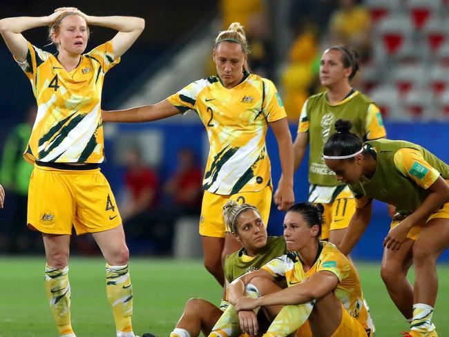 NICE, FRANCE - JUNE 22: Australia players look dejected following their defeat in the penalty shoot out during the 2019 FIFA Women's World Cup France Round Of 16 match between Norway and Australia at Stade de Nice on June 22, 2019 in Nice, France. (Photo by Martin Rose/Getty Images )