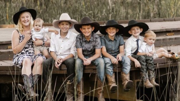 Patrick Bennett with his cousin Liliana, 18, and brothers Samuel, 14, Riley, 11, Hunter 9, Alex 6, and Dustin, 3. Picture: Cec Tilburg