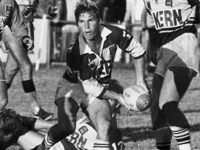 Allan Langer in action for the Ipswich Jets in 1987