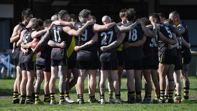 South Mornington huddle before the game. Picture: Andrew Batsch