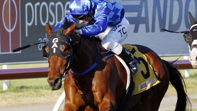 Broadside was back to his best in the Newcastle Gold Cup.