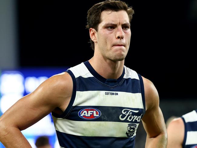 GEELONG, AUSTRALIA - MAY 11: Shannon Neale of the Cats looks dejected after losing the round nine AFL match between Geelong Cats and GWS Giants at GMHBA Stadium, on May 11, 2025, in Geelong, Australia. (Photo by Josh Chadwick/Getty Images)