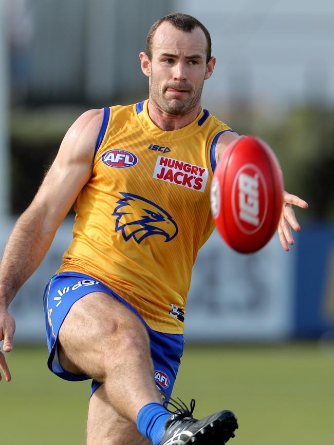 Shannon Hurn is a pivotal player for all SuperCoach defences. Picture: AAP Image/Richard Wainwright.