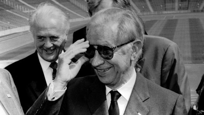 International Olympic Committee (IOC) President Juan Antonio Samaranch inspects Berlin's Olympic Stadium in 1993.