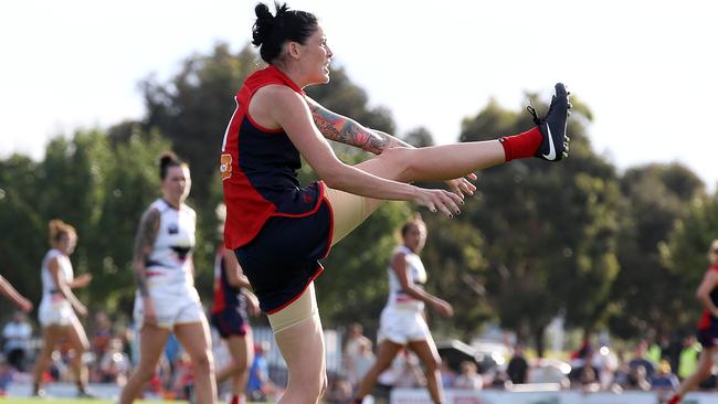 Tegan Cunningham in action for Carlton. Picture: Michael Klein