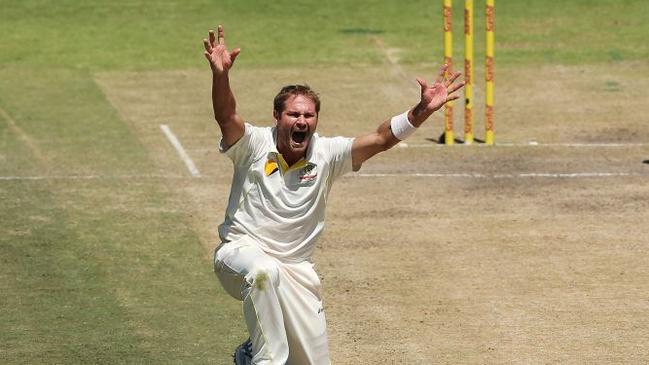 Former Australian test bowler Ryan Harris will join Nathan Reardon at Surfers Paradise this season.