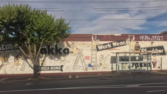 The Hard Yakka mural in Box Hill South.