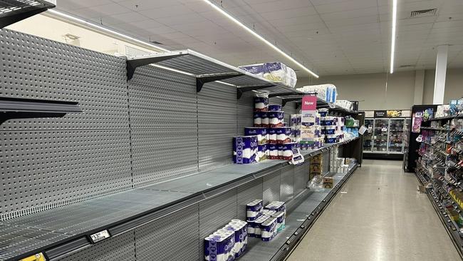 Supermarket shelves are emptying as northern NSW residents brace for the fury of tropical cyclone Alfred. Picture: Glenno Hargs