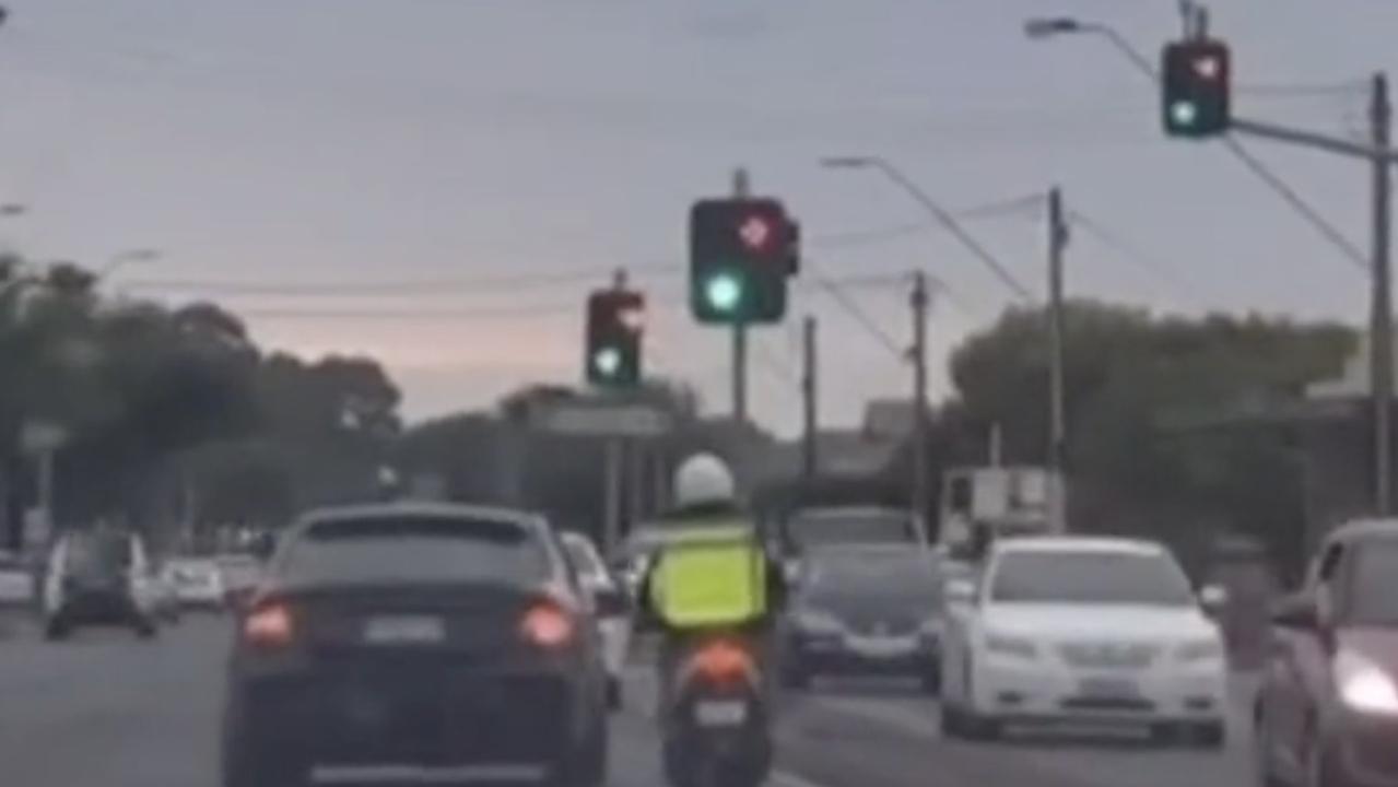 The delivery driver is forced to drive around another car to get away. Picture: Just Adelaide Things