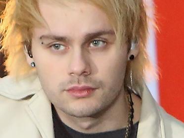 NEW YORK, NY - OCTOBER 28: Michael Clifford of band 5 Seconds Of Summer performs On NBC's "Today" at Rockefeller Plaza on October 28, 2015 in New York City. (Photo by Monica Schipper/Getty Images)