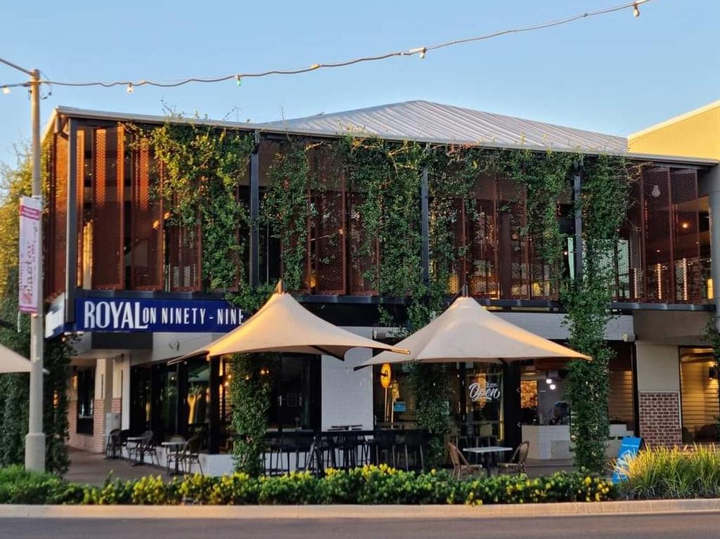 The Royal on Ninety-Nine, Roma.