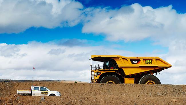 GDaunia operations in Central Queensland. Picture: BHPcoal mining coal mine