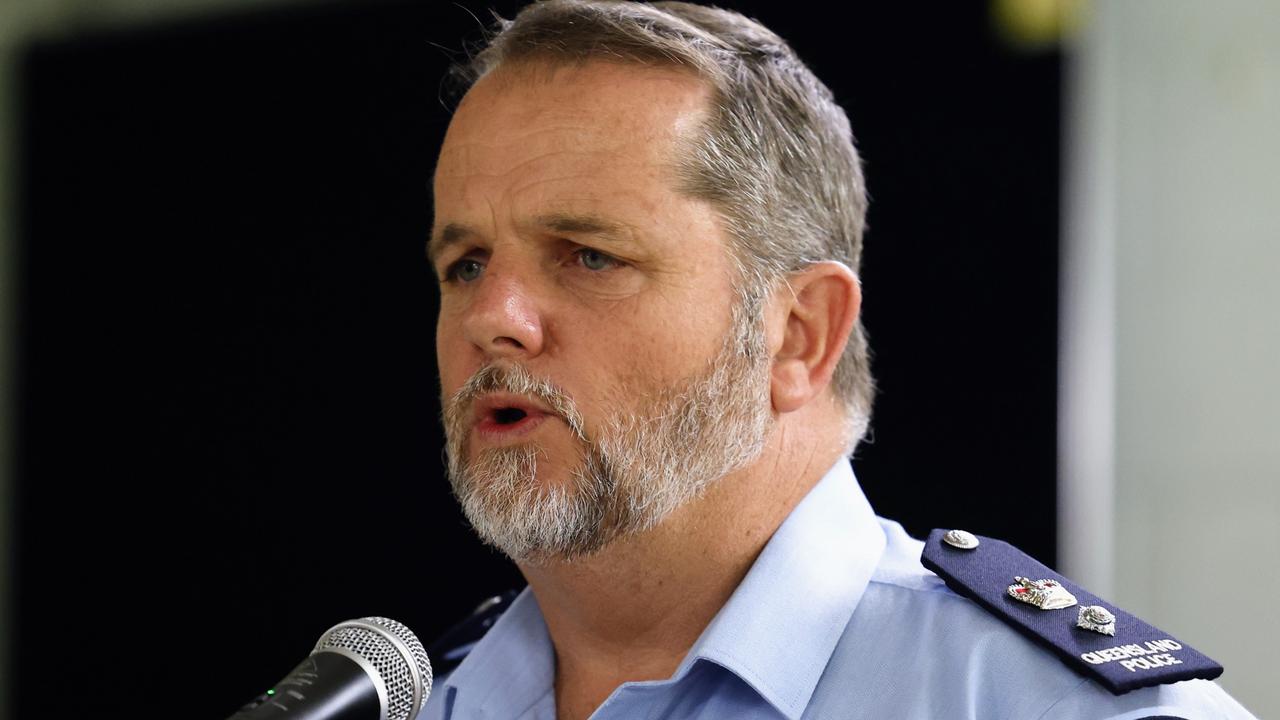 Acting Superintendent Kevin Goan at a community meeting in Mareeba on Sunday. Picture: Brendan Radke