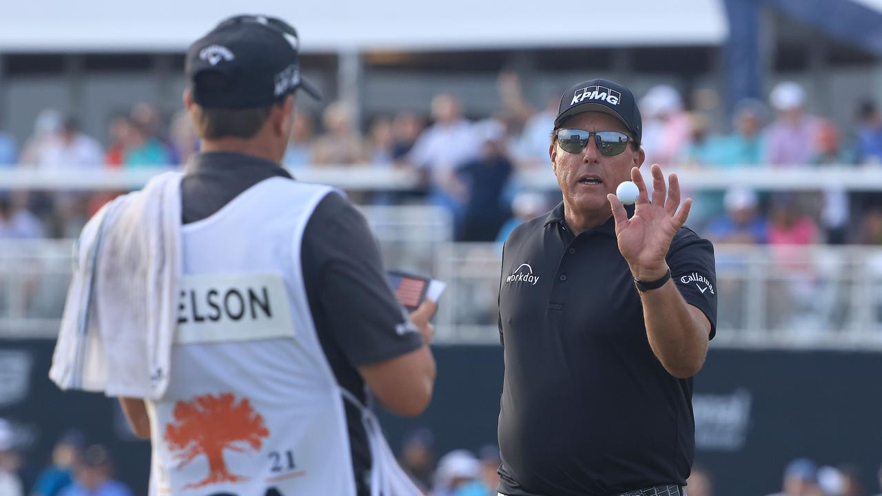 Fremskynde vaskepulver Tag fat Phil Mickelson makes a bid to become golf's oldest major winner at 50 | The  Australian