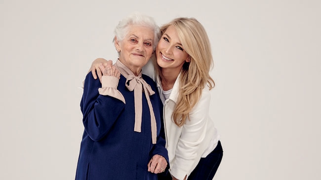 Anna Heinrich and her grandmother Gizella.