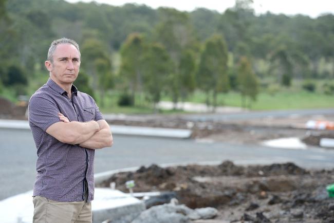 Collingwood Park resident Jim Dodrill has found a dead platypus close to development at Six Mile Creek. Picture: Kate Czerny