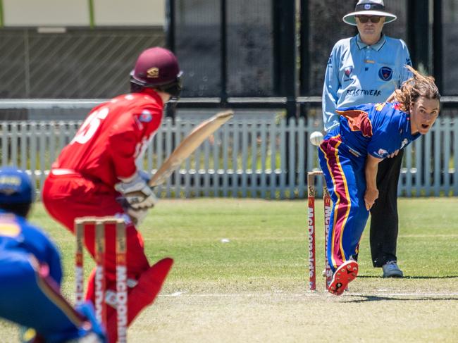 News Local Penrith PressNorthern Districts Alex Stafa pictured bowling at Mark Taylor Oval, Waitara on Thursday, 21 January 2021. Northern Districts v St George.Picture / Monique Harmer