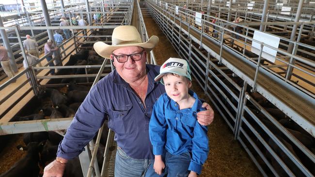 Phillip Hart, Betts Transport, Walcha, &amp; Ollie Irwin, 6. Picture: Yuri Kouzmin