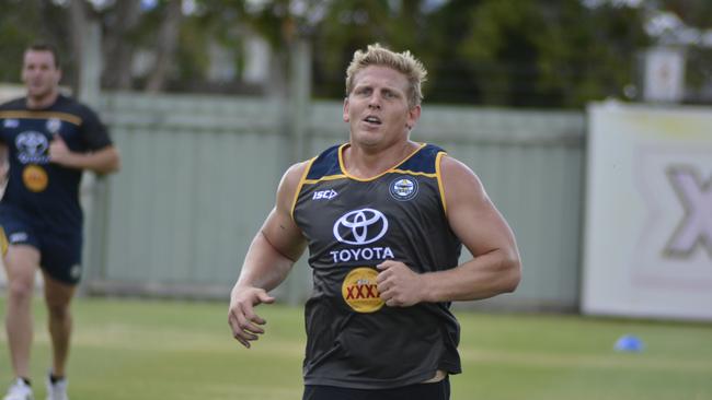 Ben Hannant gets into pre-season training at Cowboys HQ. Picture: Paul Munnings