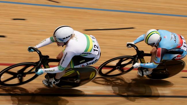 CYCLING - Australian Cycling Grand Prix - Adelaide Super-Drome. Stephanie Morton about to be overtaken by Anna Meares who won the Women's A Final. Photo Sarah Reed.