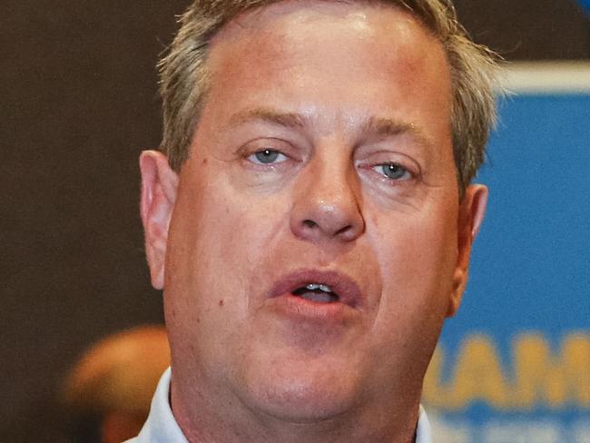 Queensland LNP leader Tim Nicholls (2nd from right) speaks to media at a doorstop during a visit to a small business forum at Nerang RSL along with, (L-R) LNP candidate for Bonney Sam O'Connor, deputy leader Deb Frecklington, LNP member Sid Cramp and LNP candidate for Theodore Mark Boothman, as part of the 2017 Queensland election campaign, in Brisbane, Tuesday, October 31, 2017. (AAP Image/Glenn Hunt) NO ARCHIVING