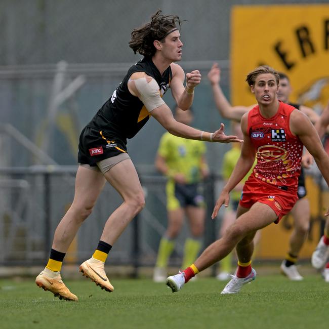 Bailey Henderson playing for Werribee in the VFL last season. He starred in Castlemaine’s latest victory. Picture: Andy Brownbill