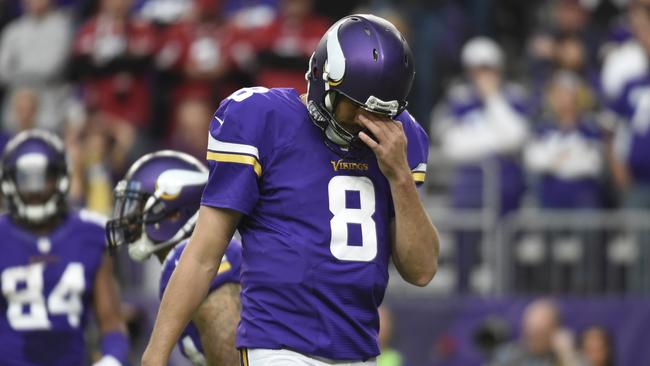 Sam Bradford Throws 1st TD as a Minnesota Viking!