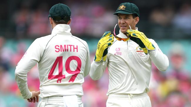 Tim Paine and Steve Smith at the SCG last summer.