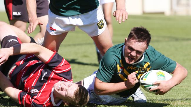 Farrer five-eight Mitchell Henderson barges over for a try. He scored all of Farrer’s points. Picture by Peter Lorimer.