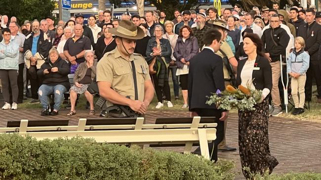 Mayor Chris Cherry lays a wreath. Picture: David Bonaddio