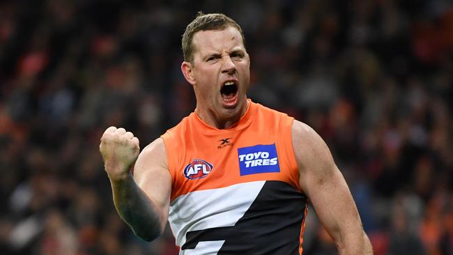 Steve Johnson of the Giants celebrates. (AAP Image/David Moir)