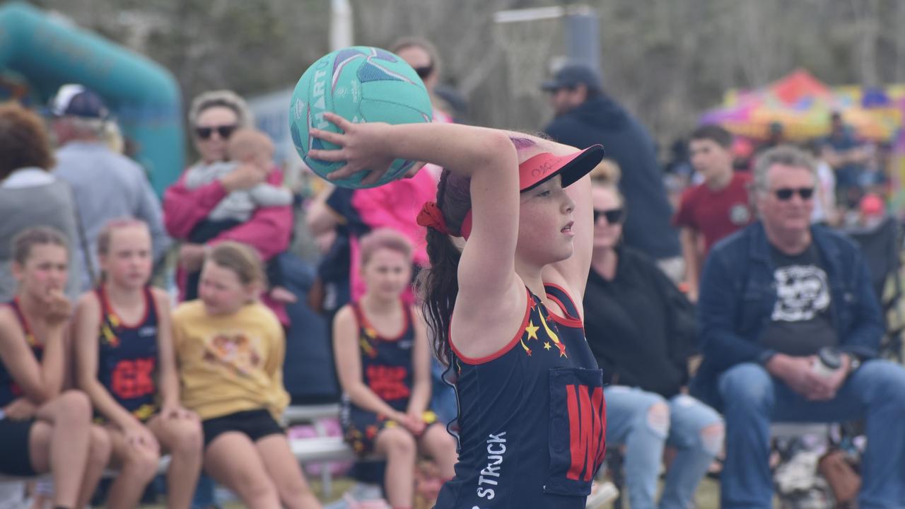 On court at the Cap Coast Junior Netball Carnival at the Barmaryee Multi Sports Precinct, Yeppoon, on August 11, 2024. Photo: Pam McKay
