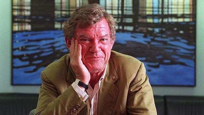  Art critic, author & republican Robert Hughes in Sydney. P/ 