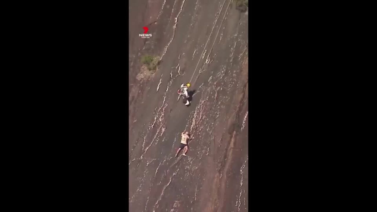 Man rescued from Mt Beerwah