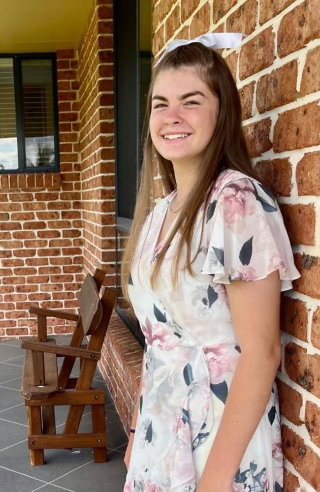 Lacie Murphy incredibly kind and active, but found “her cup was overflowing”, her father says.