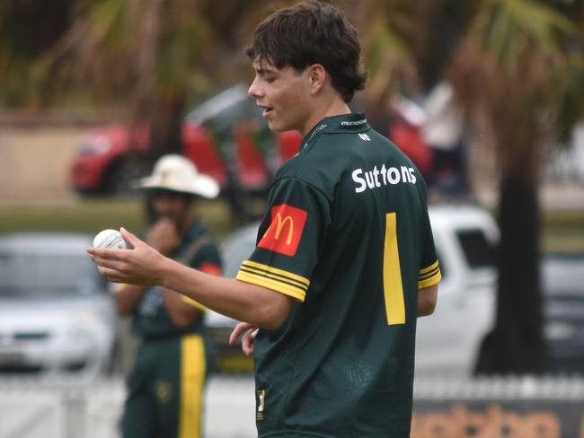 Harrison Salmon inspects the ball. Picture: Sean Teuma