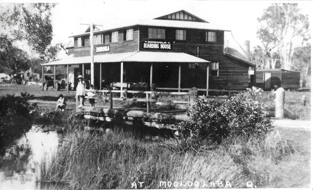 Bondoola Guest House about 1930. (Courtesy: Len Olive from Gertrude Clarke collection)