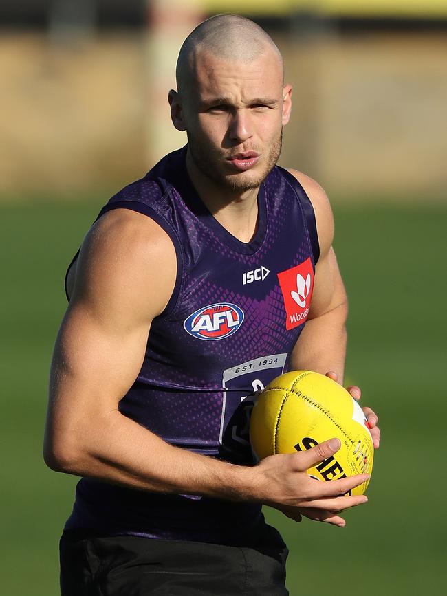 Brett Bewley played on a wing for Fremantle in Round 1.