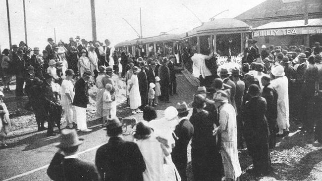 The official opening of the tramline to Harbord. Photo Northern Beaches Library