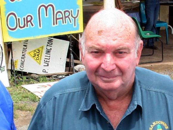 Community mourns rural champion, Traveston dam fighter