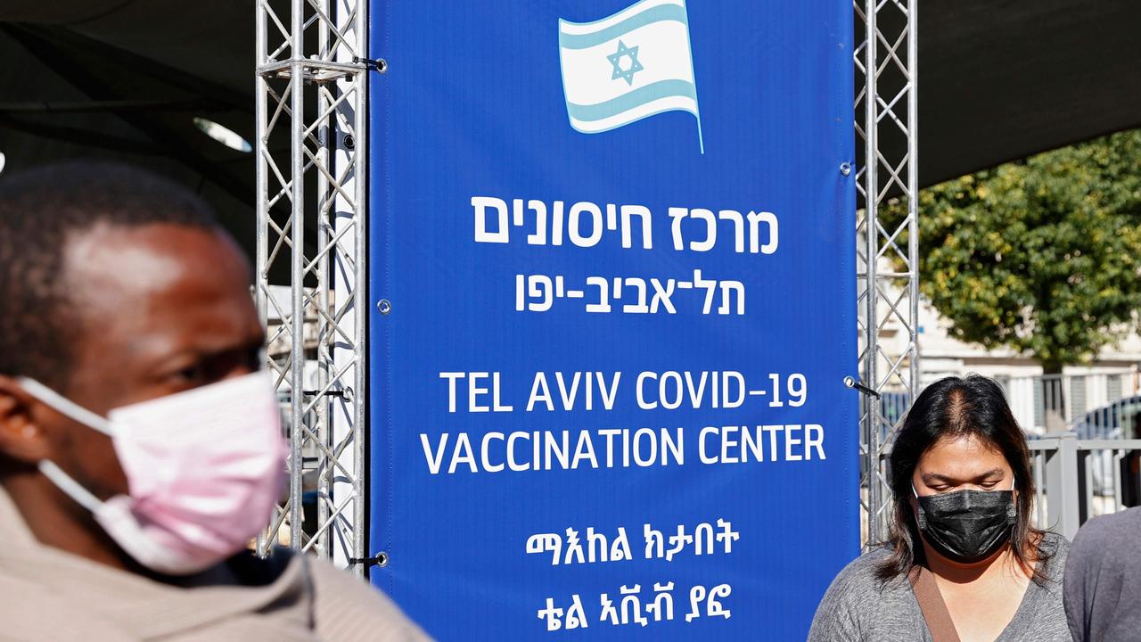 Israeli residents to receive a dose of COVID-19 coronavirus vaccine in Tel Aviv. Picture: JACK GUEZ / AFP.