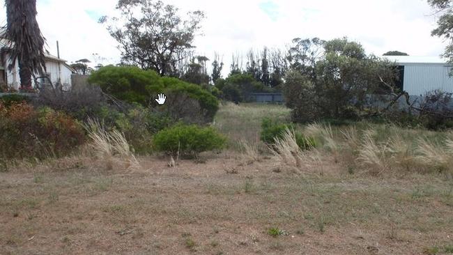 Land at Minnipa available for under $10,000. Picture: realestate.com.au