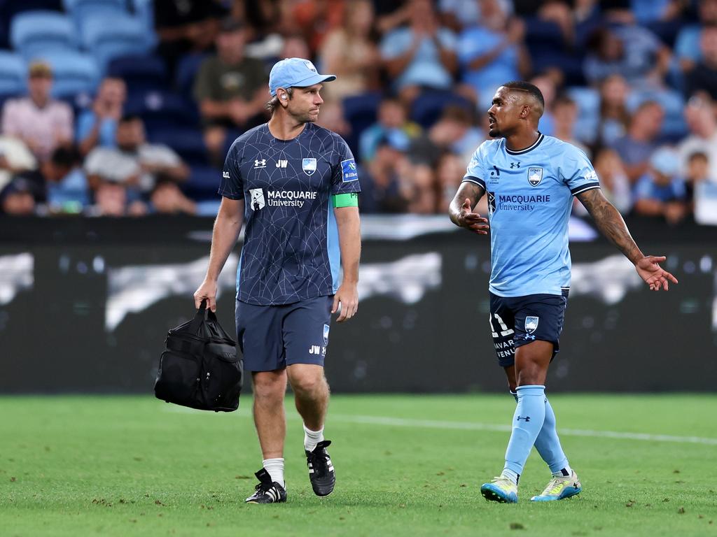 Sydney FC are set to be without Douglas Costa for at least 6 weeks. Picture: Getty Images