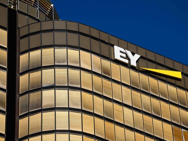 SYDNEY, AUSTRALIA - NewsWire Photos September 5, 2022: General View of the EY Ernst & Young building in the Sydney CBD. Picture: NCA NewsWire / James Gourley