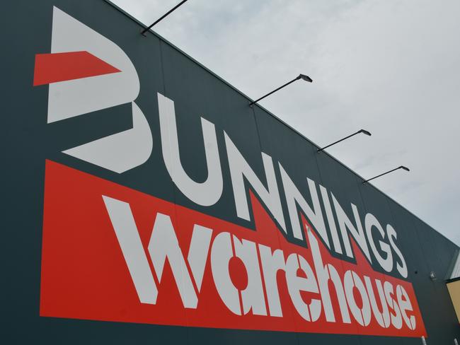 A new mega Bunnings opening its doors in Western Australia is the state’s biggest, featuring a nation-first for the ever-popular hardware chain and full-room displays that should give Ikea a run for its money. The new store, which replaces the current Midland Warehouse, spans more than 21,000 square metres - nearly 7000 sqm larger than the existing store - with more than double the amount of car parking at about 480 bays. Picture: NCA NewsWire / Rebecca LeMay