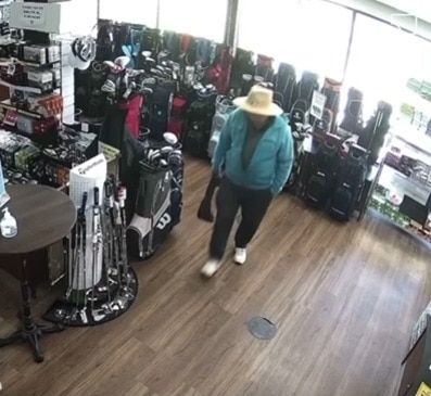 Man steals golf club from Helensvale Golf Course store