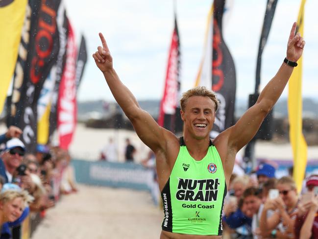 COOLANGATTA, AUSTRALIA - OCTOBER 13: Matt Bevilacqua celebrates winning the 2019 Coolangatta Gold on October 13, 2019 in Coolangatta, Australia. (Photo by Chris Hyde/Getty Images)